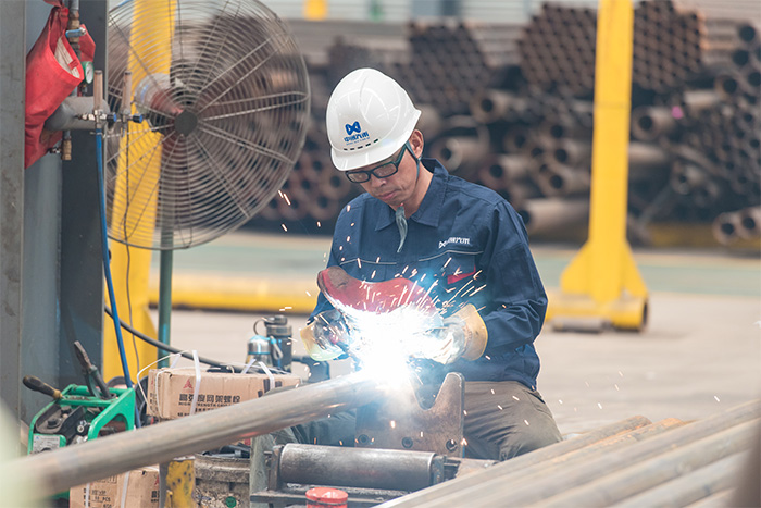 鹤岗网架焊接车间